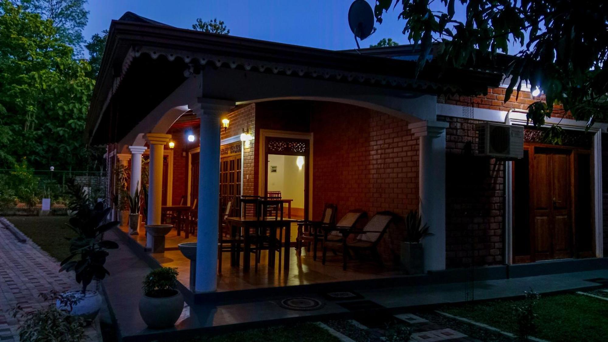 Sigiri Thilanka Rest Sigiriya Hotel Buitenkant foto
